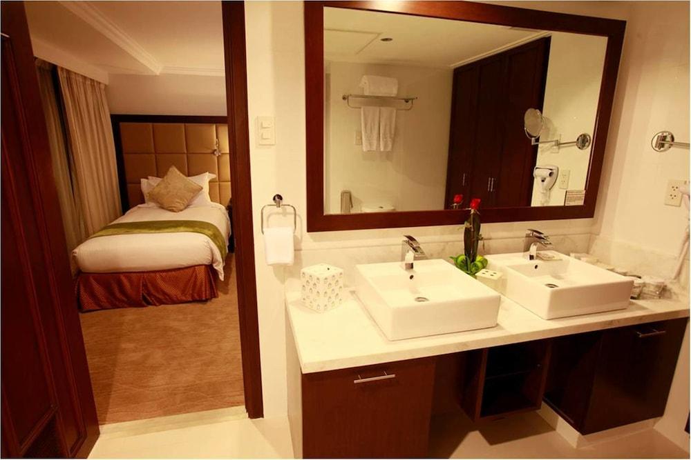 Pasig City أجنحة فندقية ديسكفري المظهر الخارجي الصورة